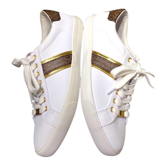 NEW ‼️ GUESS GBG Los Angeles Monogram Lace Up Sneakers Size 11 - Picture 1 of 8